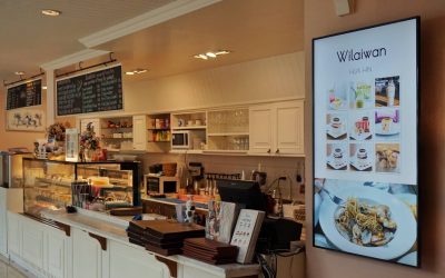[ผลงาน] ร้านวิไลวรรณ หัวหิน บรรยากาศสบายๆ กับ Digital Signage จอใหญ่ที่ลงตัว