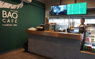 [ผลงาน] บาวคาเฟ่ เปลี่ยน Menu Board ธรรมดา เป็น Digital Menu Board