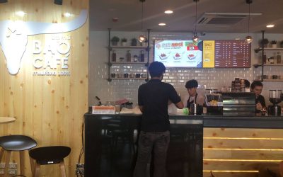 บาวคาเฟ่ Digital Signage ใช้ทำ Digital Menu Board สวยงาม เพิ่มลูกเล่น และประหยัดค่าใช้จ่าย